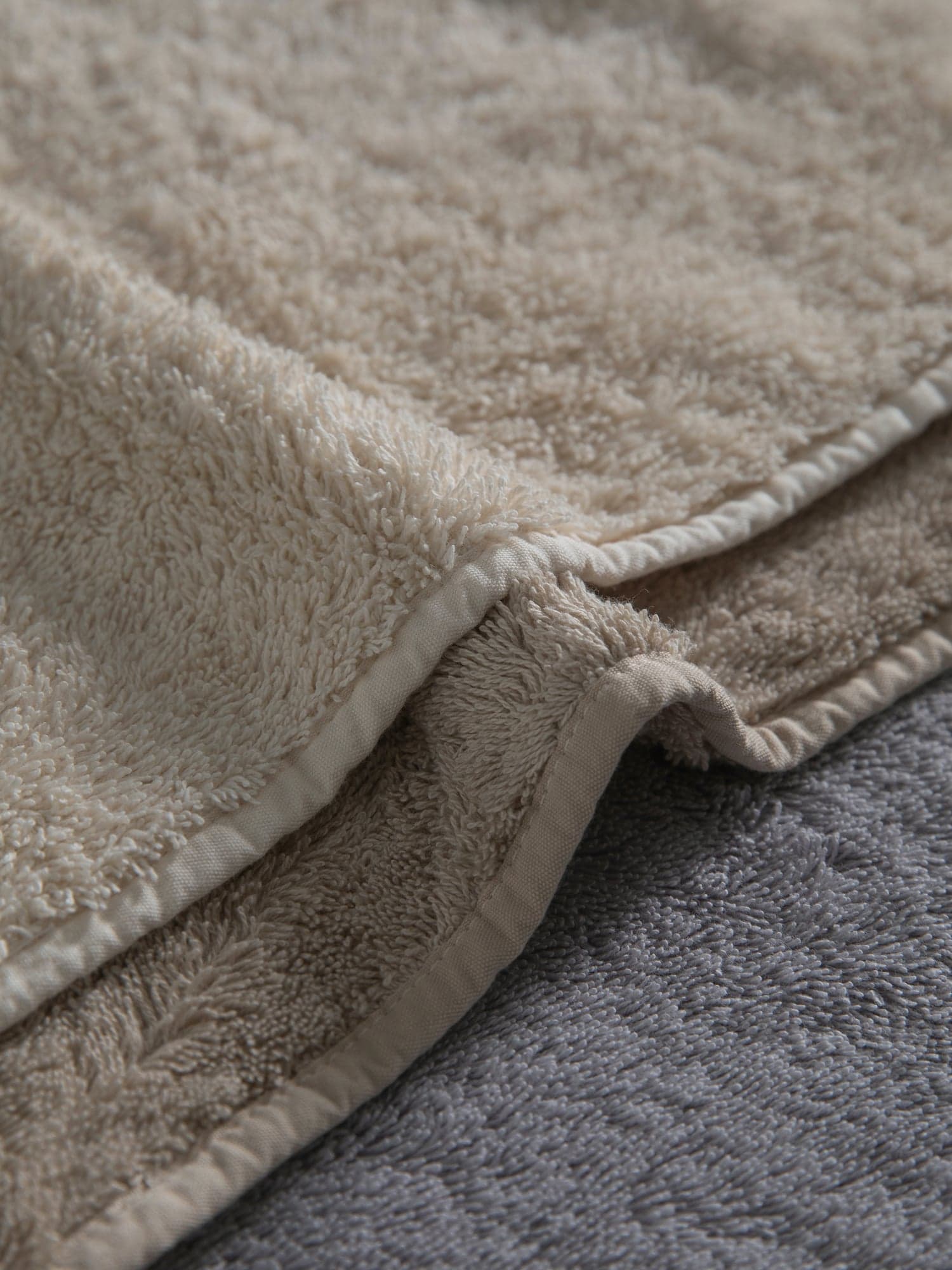 Hotel towel texture and border detail